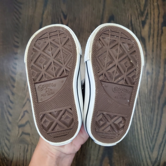 Converse Black Sneakers Size Infant 4 - Picture 4 of 5